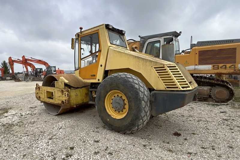 OmecoHub - Immagine BOMAG BW214DH-3